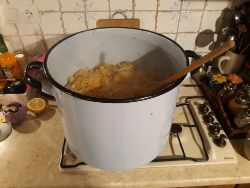 Wyszło ok. 20 l półproduktu Jutro finisz.